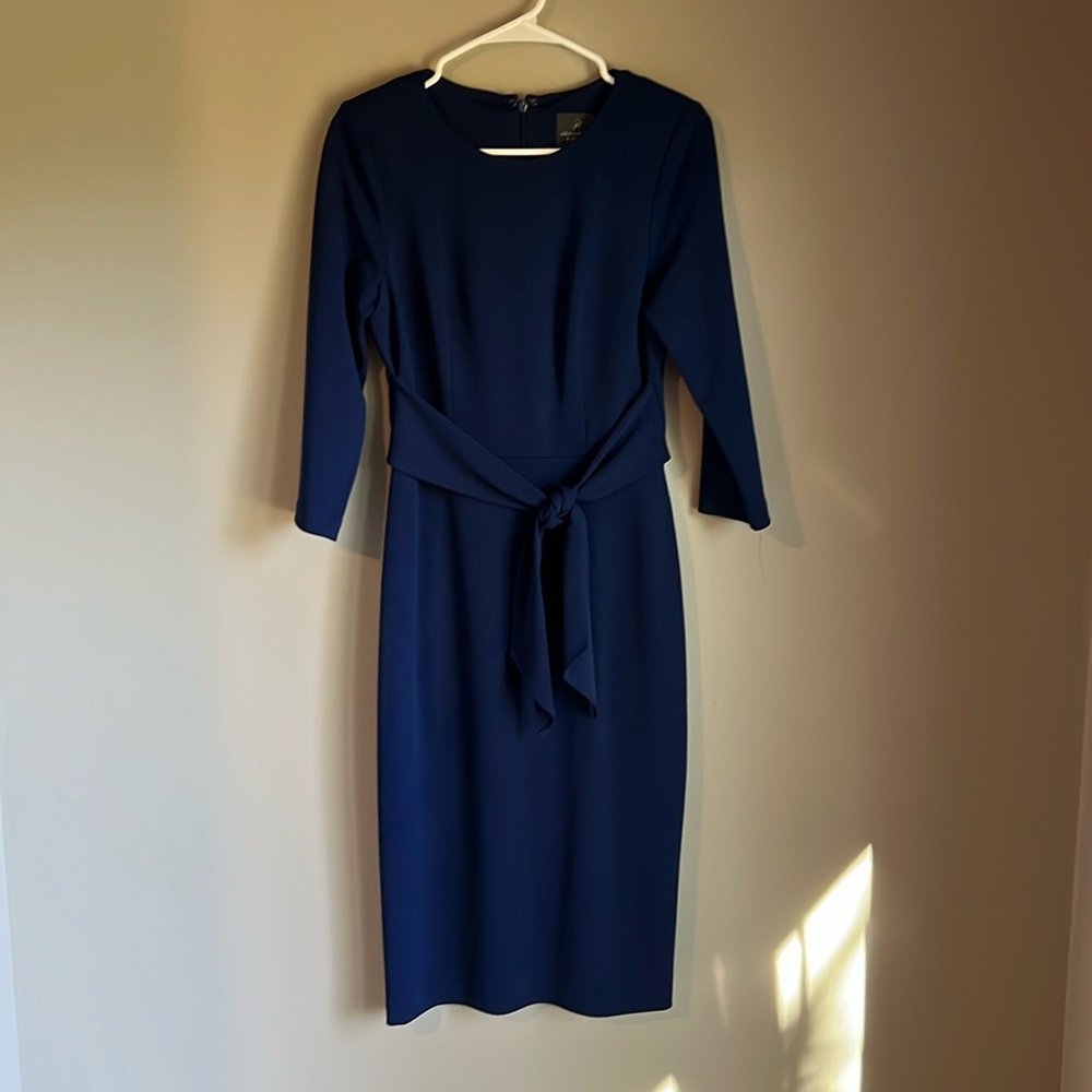 Adrianna Papell navy dress size 4